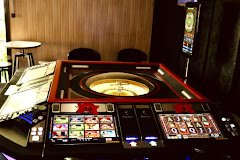 Cafe & Slots - image 12