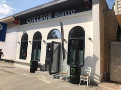 College Bistro - image 4