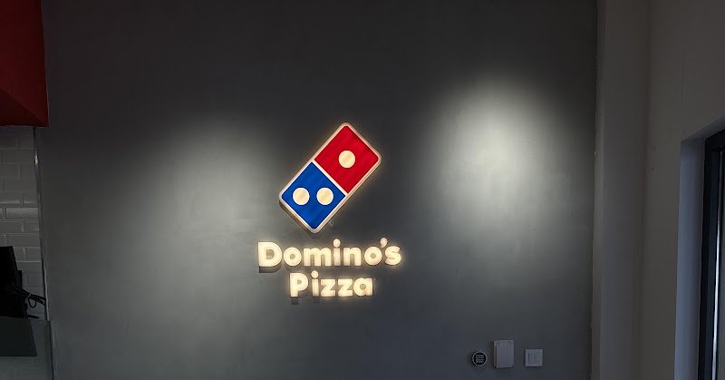 Domino's Pizza Cosmopolis Plaza