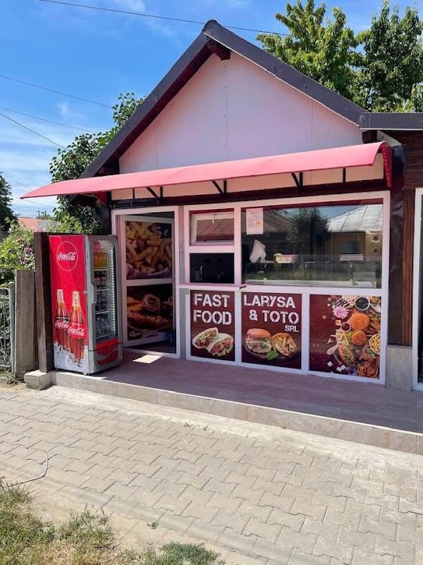 Fast Food - Larysa & Toto SRL