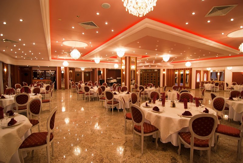 Grand Restaurant