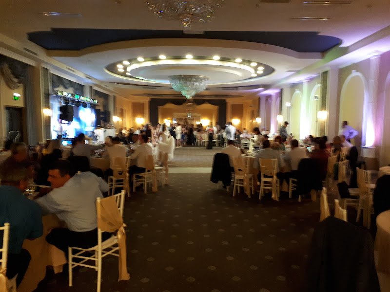 Imperial Ballroom Zurbaua