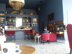 Kafeteque Bistro - image 5