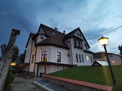 Karlhof Restaurant și Cazare - image 4