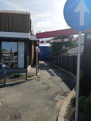 KFC Brăila Drive-Thru - image 10