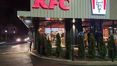 KFC Călărași Drive-Thru - image 7
