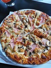 La Costa pizzeria - image 2
