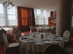 Leonor Ballroom - image 3