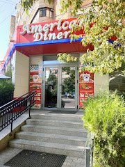 Lexi American Diner - image 1