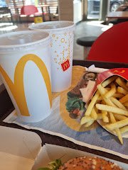 McDonald’s Lacul Roșu - image 8