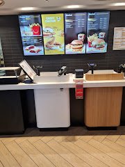 McDonald’s Nufarului - image 6