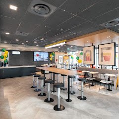 McDonald's Pitești Nord - image 7