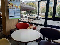 McDonald's Târgu Mureș - image 11