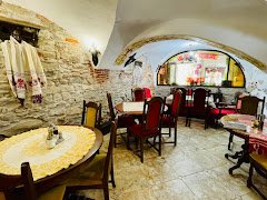 Medieval Cafe Restaurant - image 4