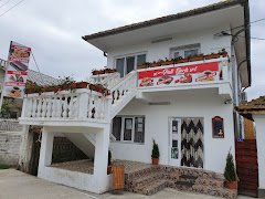 Pati Girls/Patiserie-Cofetărie-Pizzerie-Restaurant - image 1