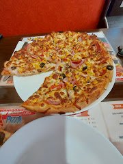 Pizza Americana Follies - image 3