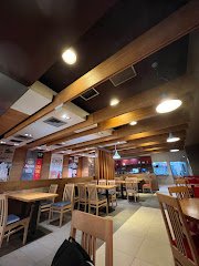 Pizza Hut - image 11