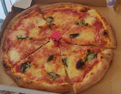 Pizzeria IzZa - image 11