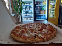 Pizzeria Regina Alexia - image 6