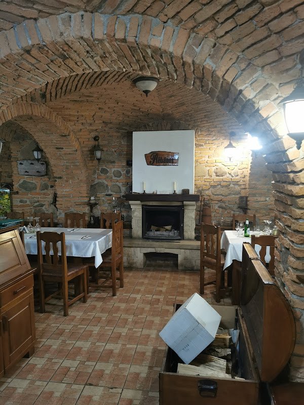 Plébános Restaurant