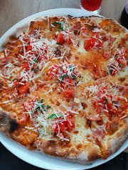 Pomodoro Pizza&Grill - image 4