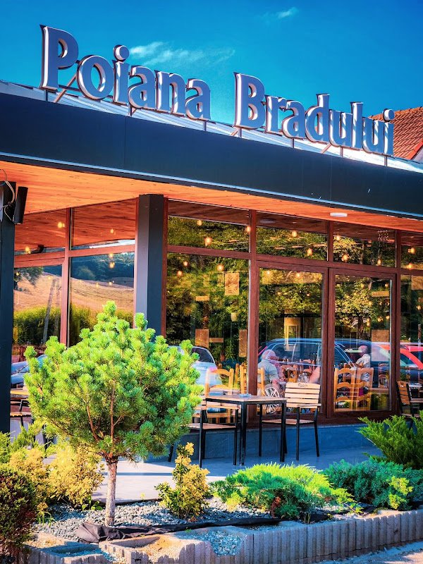 Restaurant Poiana Bradului