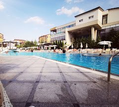 Restaurantul/ Terasa si Piscina Aqua Garden Militari - image 8