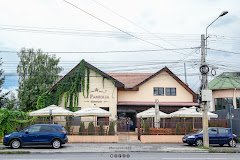 Ristorante La Famiglia - image 6