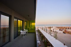 Riva Mamaia - image 4