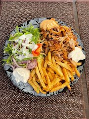 Rotiserie Liviu, Kebab - image 1