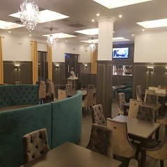 Royal XXL Restaurant - image 1