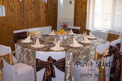 Rustic Restaurant - image 10