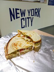 SANDVISURI CALDE, QUESADILLA & HOT DOG NEW YORK FOOD Stefanesti - image 2