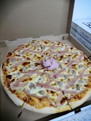 Strapizza - image 12