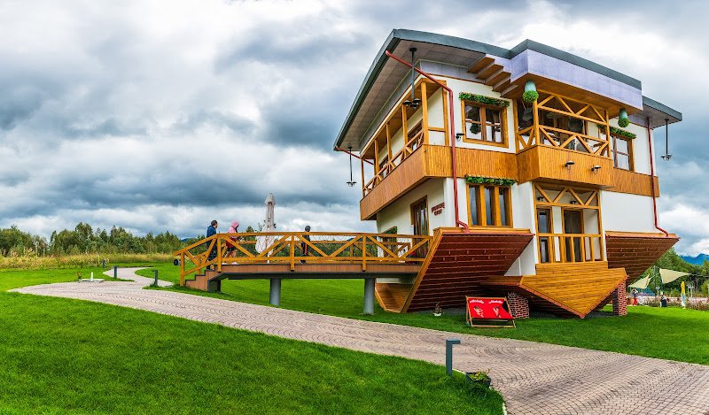 The Upside-down House