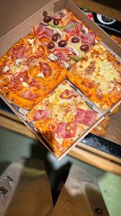 Treevi Pizza Al Taglio - Iulius Mall Suceava - image 8