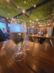 Weiss Beer Garden - image 10